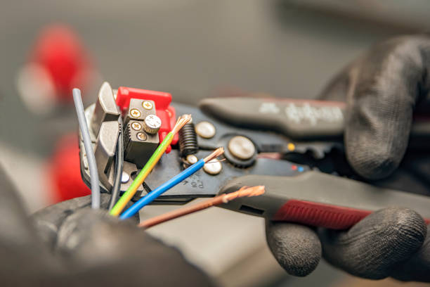 Best Local Electrician Companies  in Kirkl, IN